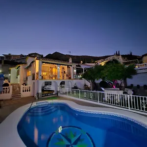 https://villa-tony-benalmdena.es-andalucia.com